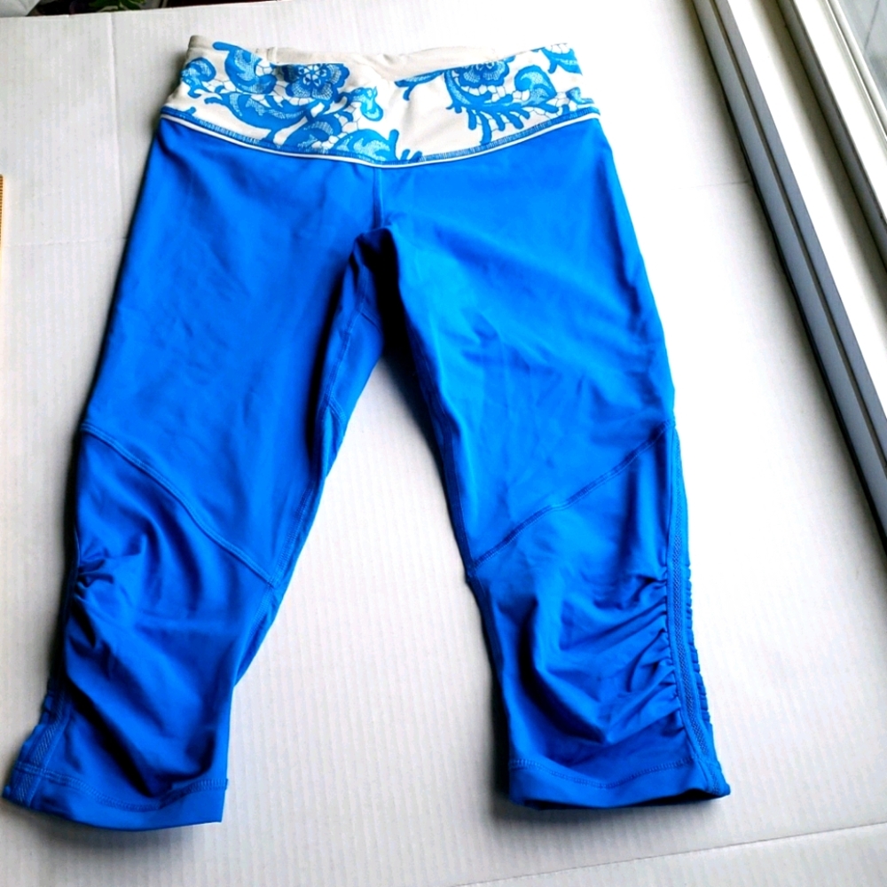 Lululemon crop leggings